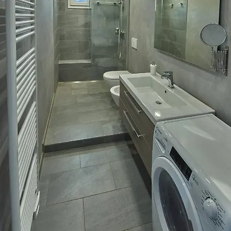 Dom wakacyjny Mirror