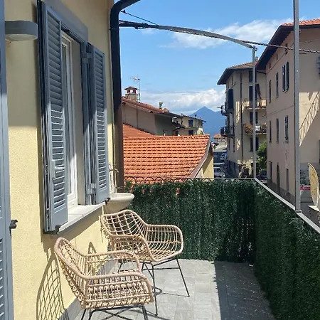 Mirror Dom wakacyjny *