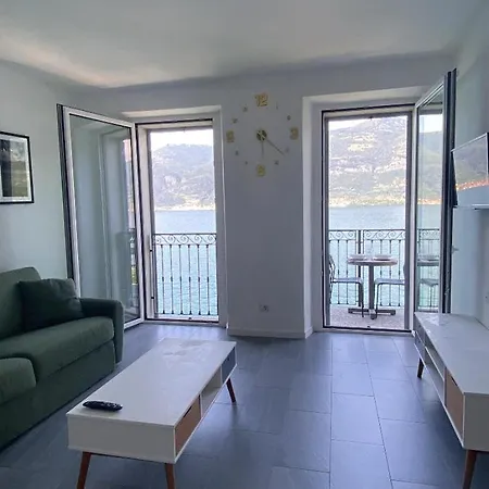 Mirror Dom wakacyjny Lezzeno