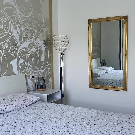 Dom wakacyjny Mirror Lezzeno